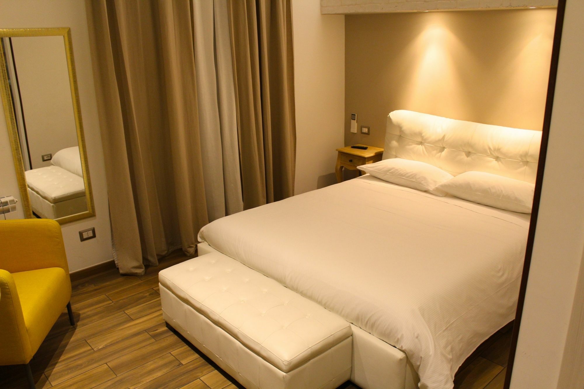 Roman Royal Rooms Ngoại thất bức ảnh