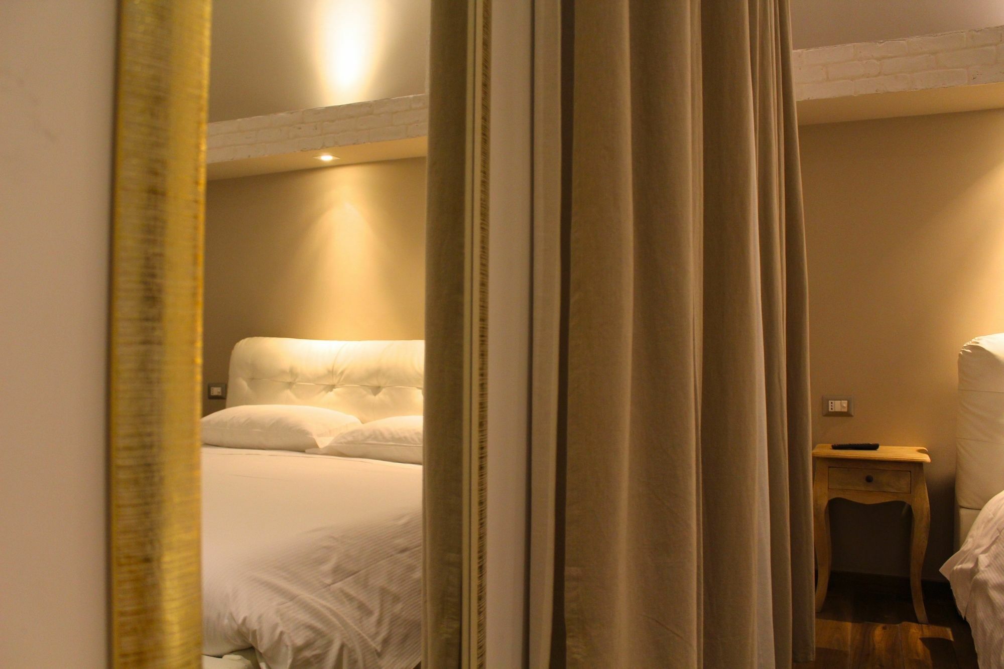 Roman Royal Rooms Ngoại thất bức ảnh